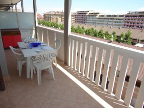 apartment with terrace for 5 people near the beach Porto Santa Margherita
